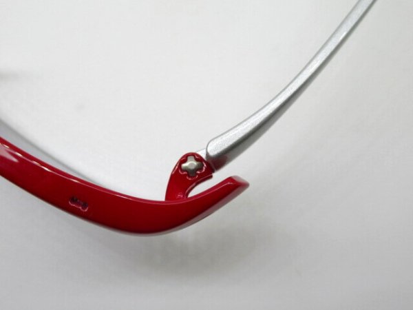 c-4　レッド/シルバーラメ