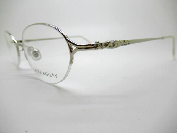 画像2: LAURA　ASHLEY　TIARA　PLATINUM　MK51116　49口　薔薇デザイン薄型1.6レンズ付　 (2)