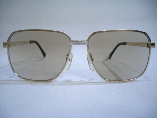 画像4: 調光プラスチック使用　オリジナルサングラス　大きめ　62口　チタン使用　日本製　￥7500 (4)