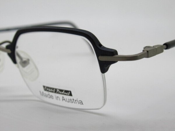 ブラックマット