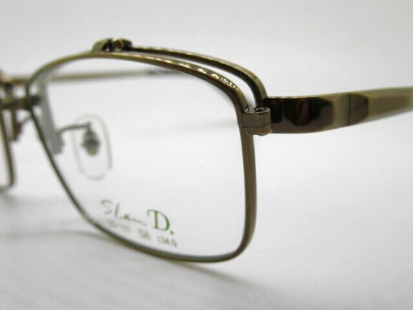 アンティークゴールド