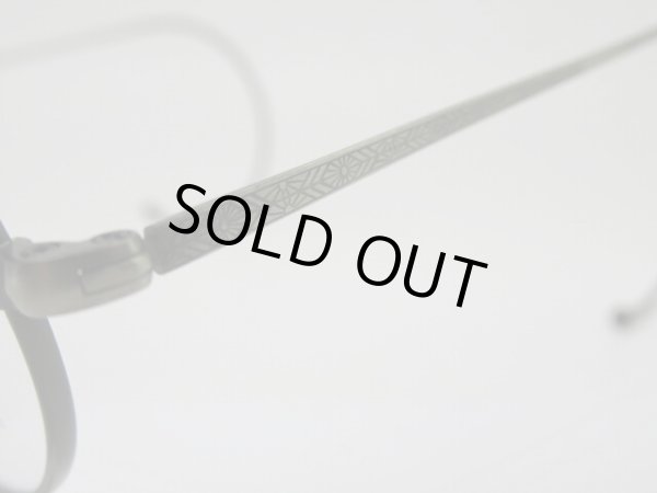 ４アンティークシルバー