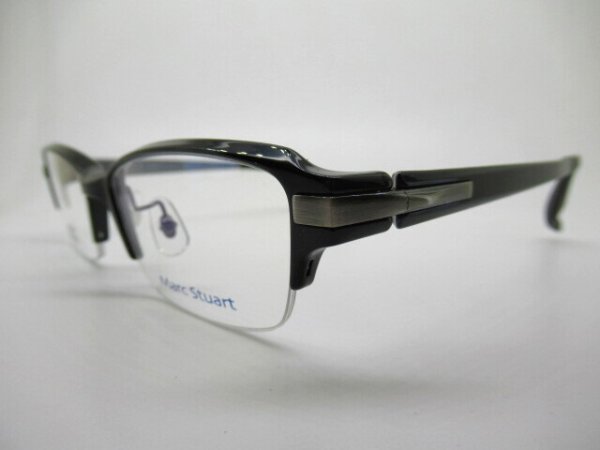 ３メタリックモスグリーン/パールグレー