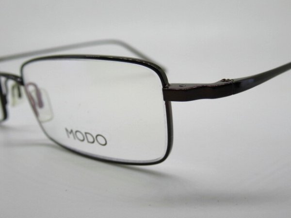 画像3: MODO　βチタン　四角型　49口　フレームのみ￥5,000　金手 (3)