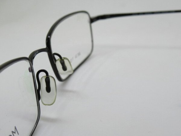 画像5: MODO　βチタン　四角型　49口　フレームのみ￥5,000　金手 (5)