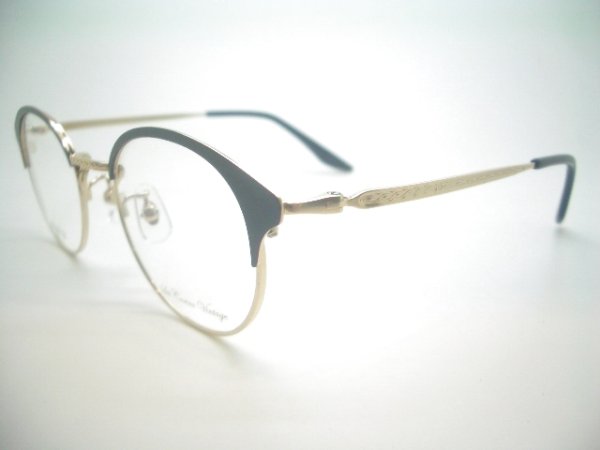 １　ブラック/ゴールド