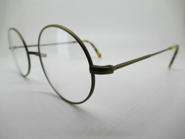 アンティークブラウン